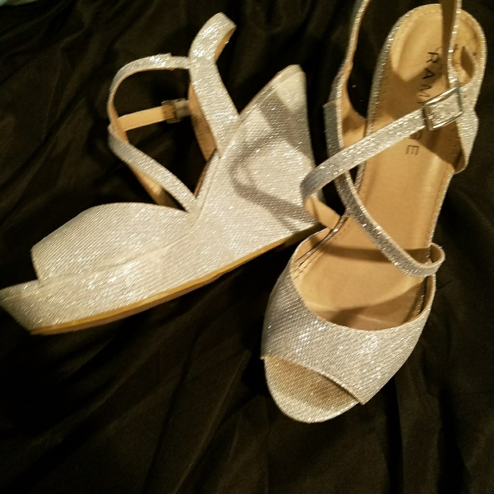 4-6in sparkly heels